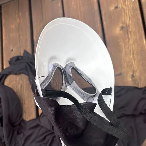 Halloween Costume Set with Masks and Robe - Picture 10 of 13